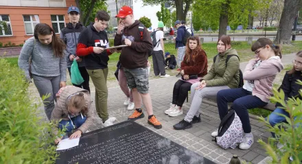 „Polegli niepokonani. Męczeństwo ludności Woli w Powstaniu Warszawskim"