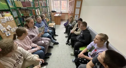 Dzieci - Dzieciom. Czytanie w Bibliotece