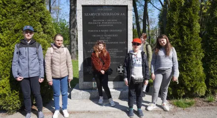 „Polegli niepokonani. Męczeństwo ludności Woli w Powstaniu Warszawskim"