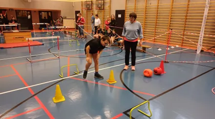 Zawody dla klas 1-3 "W zdrowym ciele zdrowy duch"