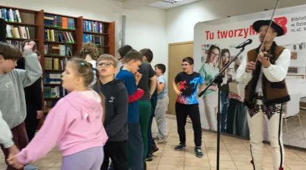 Inauguracja projektu „Zmysłbooki – CzytajMY (wszystkimi zmysłami) razem!”