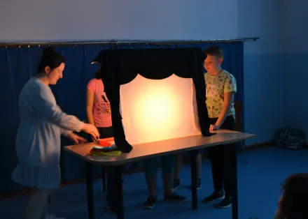 W Krainie Cieni – Warsztaty Teatralne dla Każdego