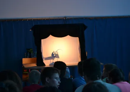 W Krainie Cieni – Warsztaty Teatralne dla Każdego