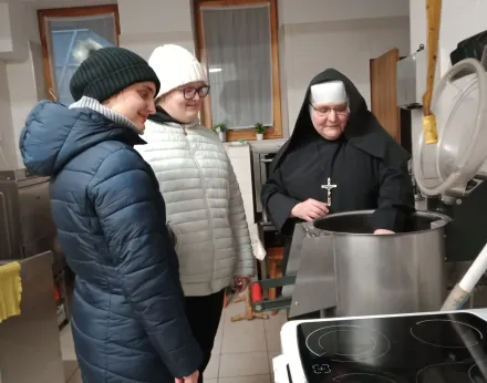 Zbiórka ciepłych rzeczy.