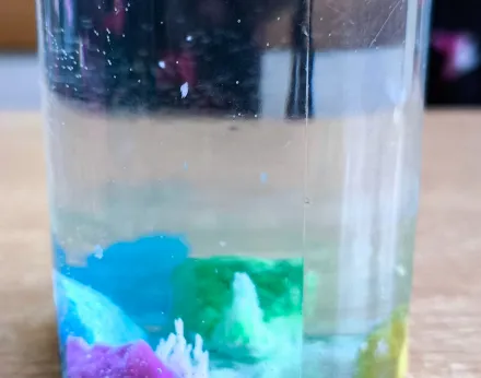 Kolejne piątki z eksperymentami w klasie 1a