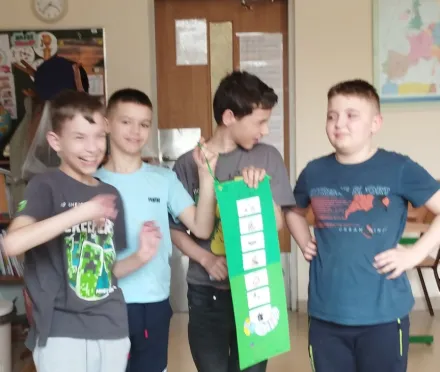 Wspólne życzenia dla klas.