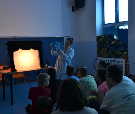 W Krainie Cieni – Warsztaty Teatralne dla Każdego