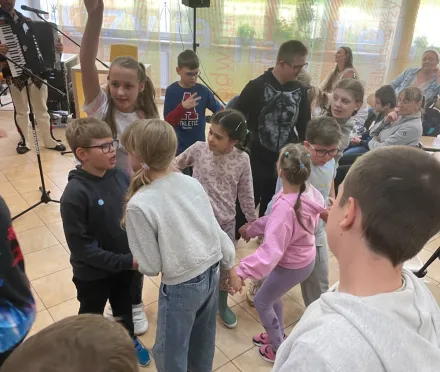 Inauguracja projektu „Zmysłbooki – CzytajMY (wszystkimi zmysłami) razem!”