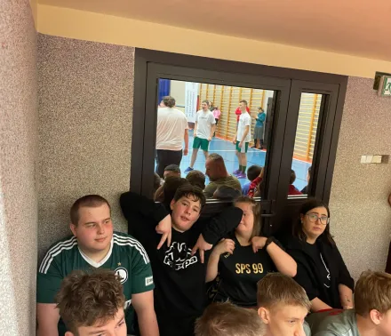 Świąteczny turniej koszykówki