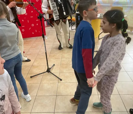 Inauguracja projektu „Zmysłbooki – CzytajMY (wszystkimi zmysłami) razem!”