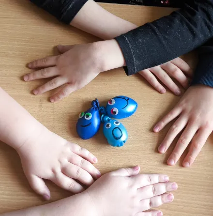 Kolejne piątki z eksperymentami w klasie 1a