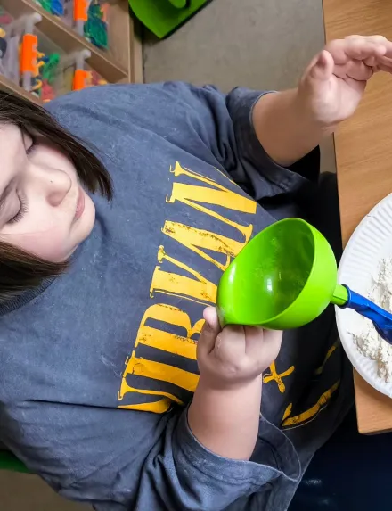 Kolejne piątki z eksperymentami w klasie 1a