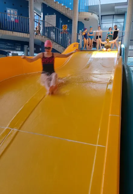 Warsztaty pływackie na pływalni Warszawianka