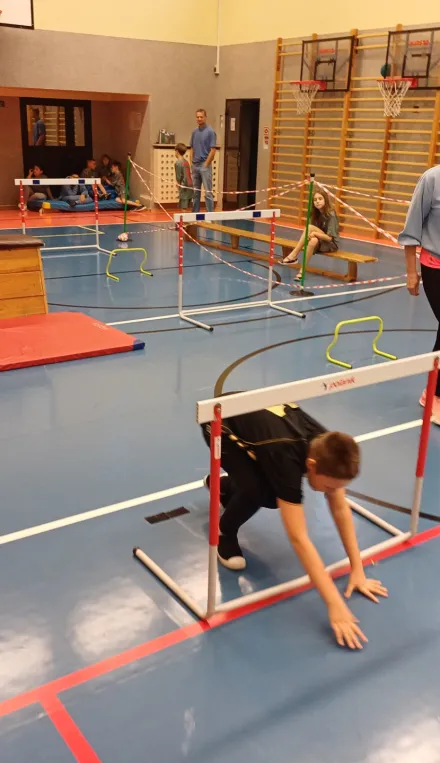 Zawody dla klas 1-3 "W zdrowym ciele zdrowy duch"