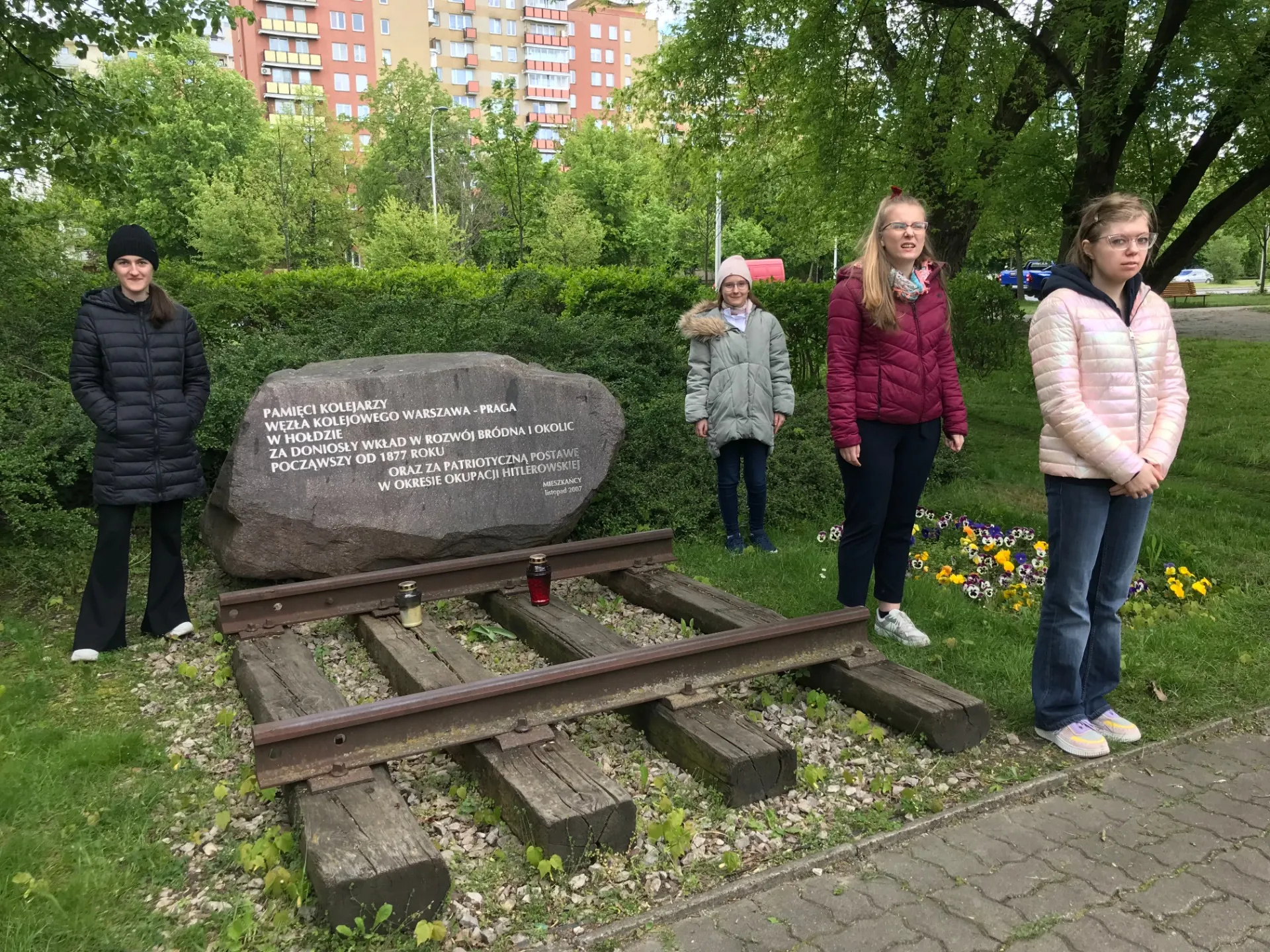 Najciemniej pod latarnią