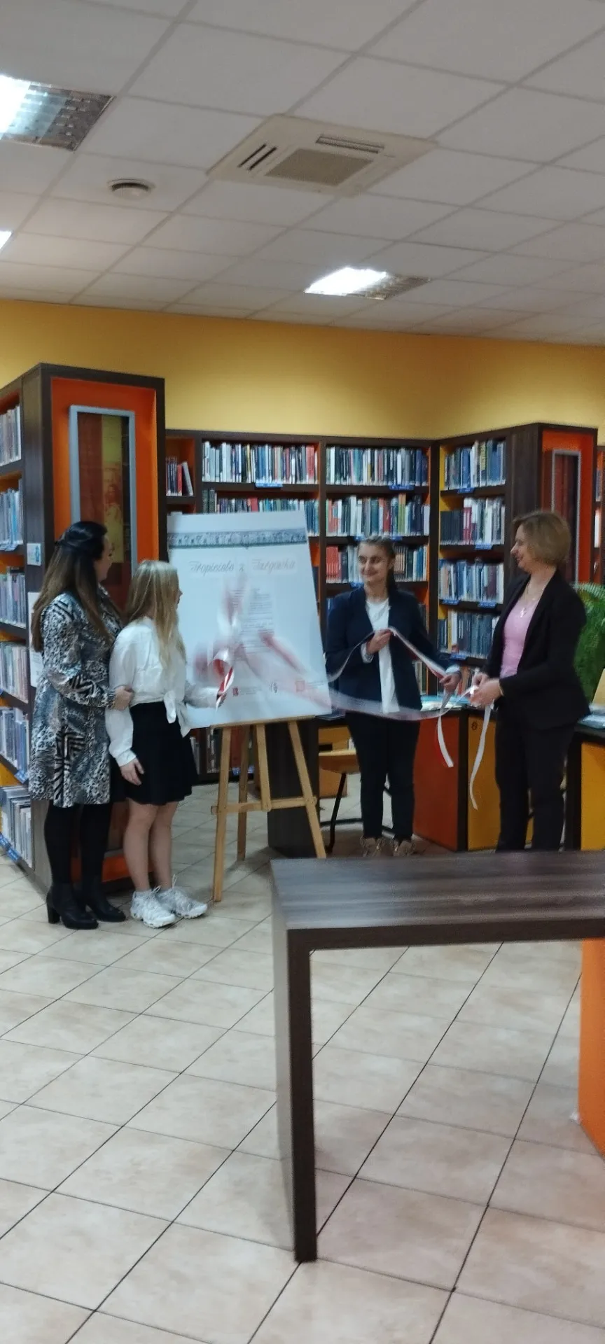 Wystawa podsumowująca projekt "Tropiciele z Targówka"