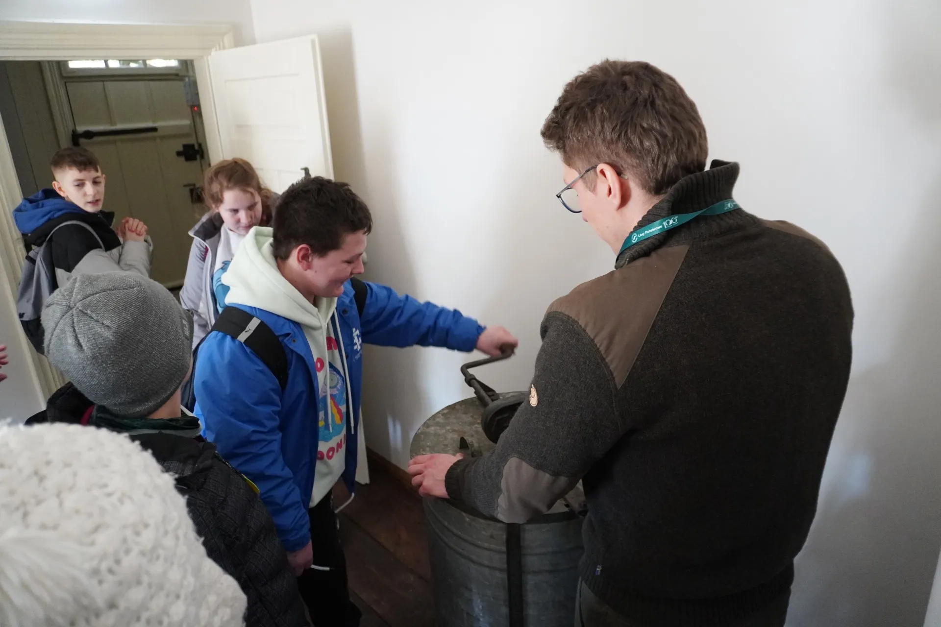 Wycieczka uczniów klas 4a i 4b do Lasu Bielańskiego