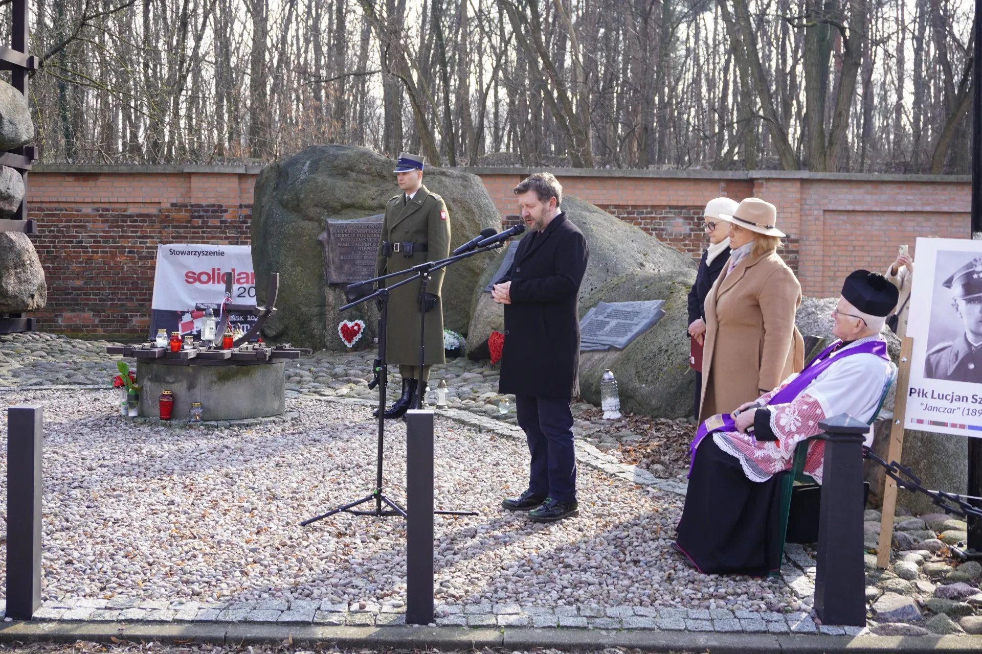 Uroczystość na Bródnowskiej Łączce