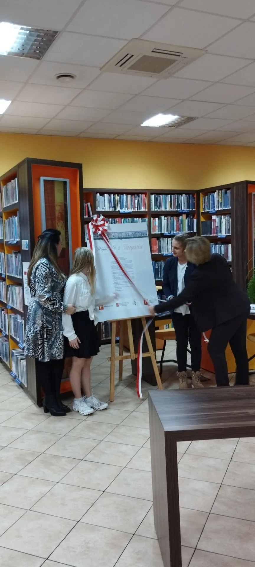 Wystawa podsumowująca projekt "Tropiciele z Targówka"