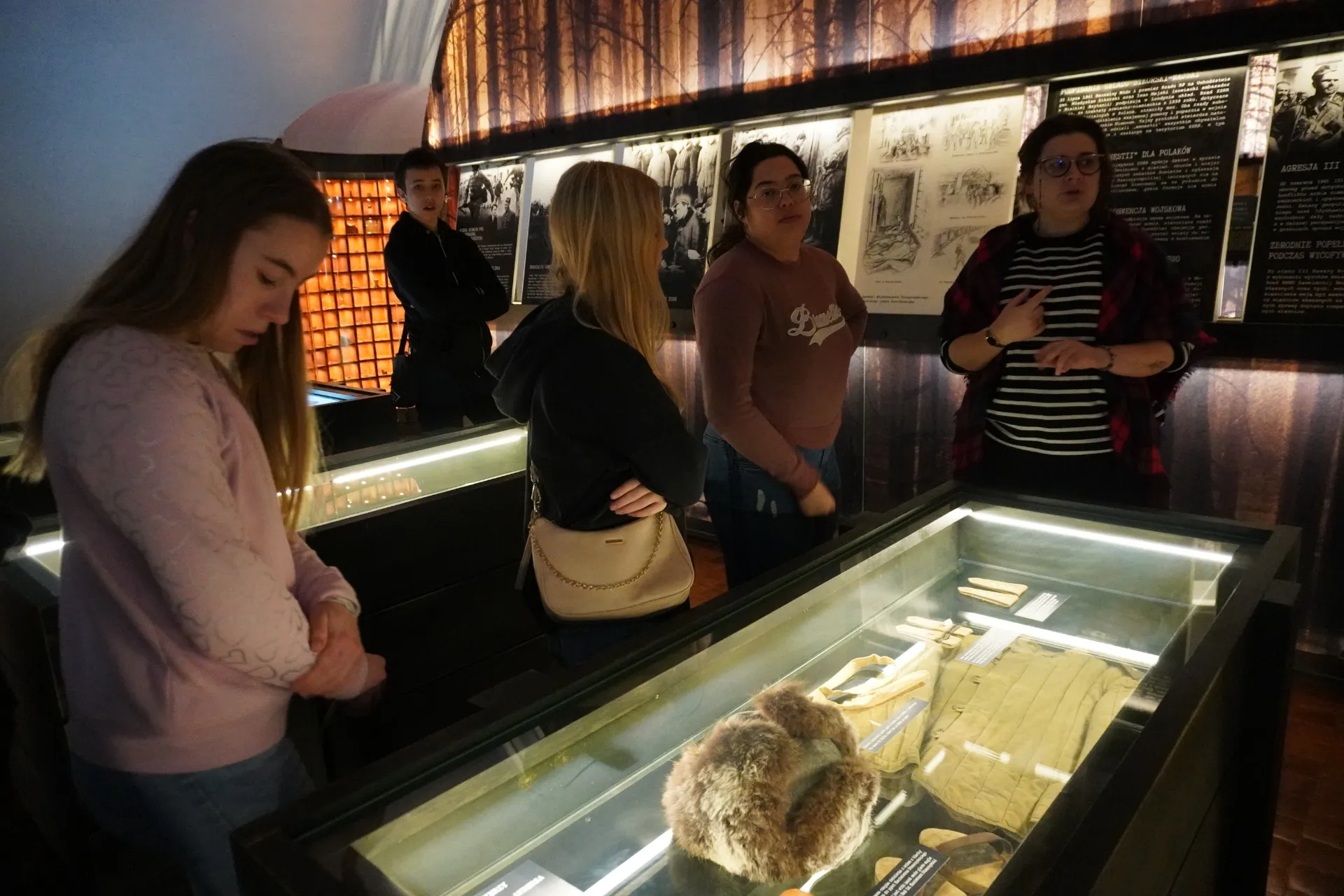 Lekcja w Muzeum Katyńskim.