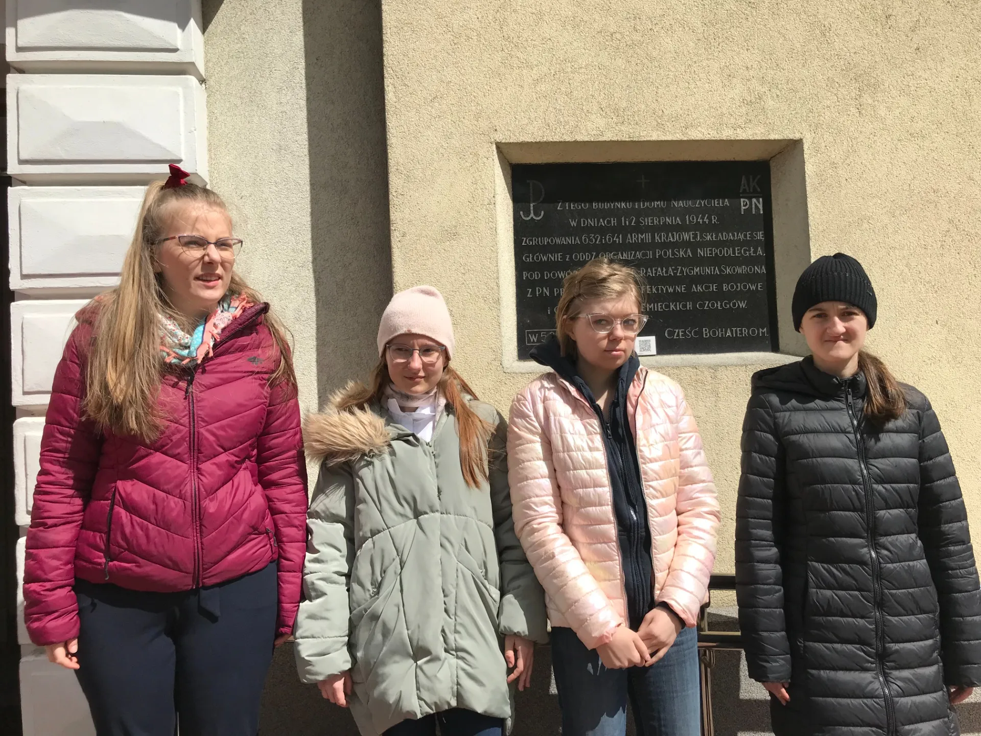 Najciemniej pod latarnią