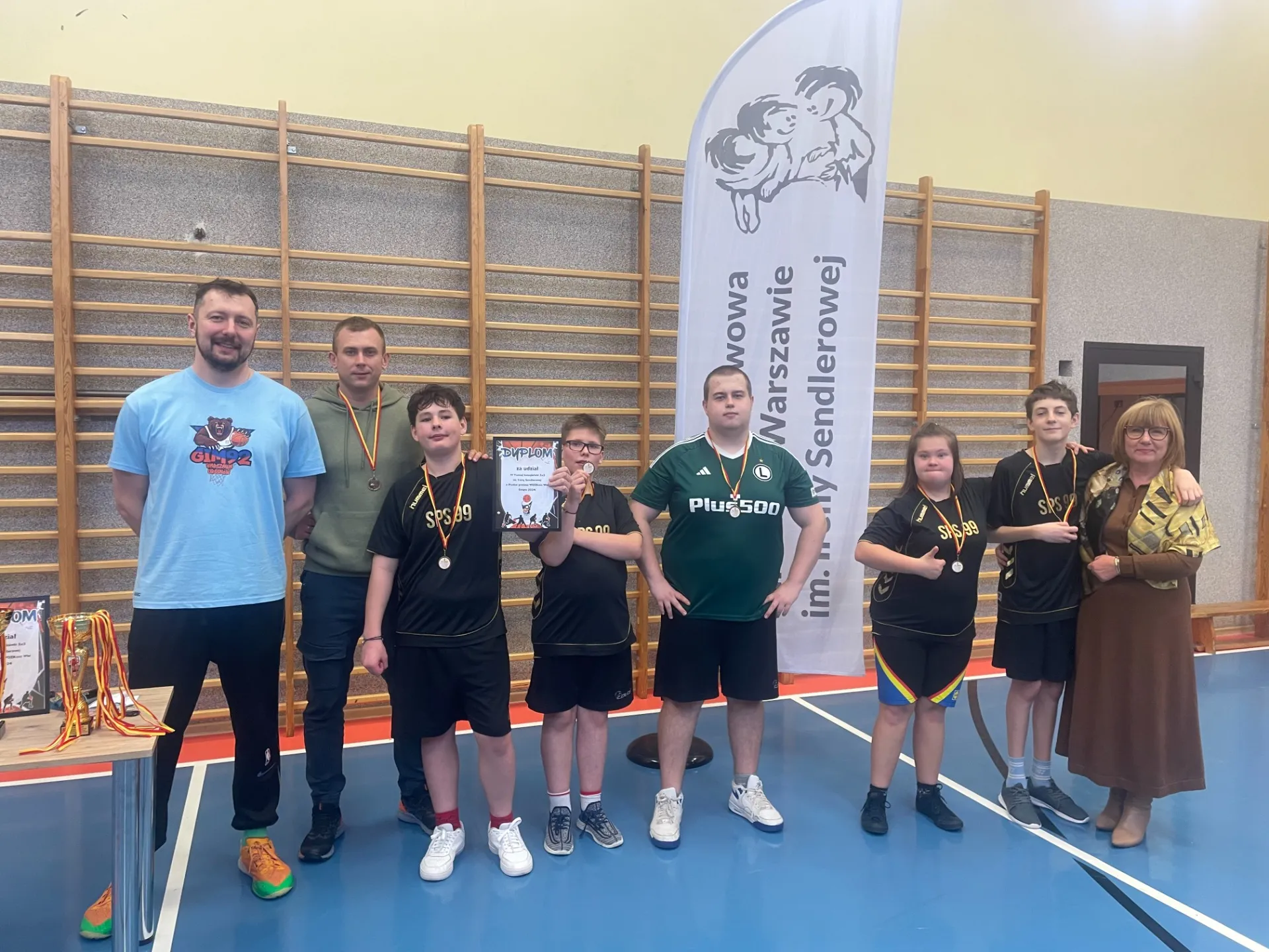 Świąteczny turniej koszykówki