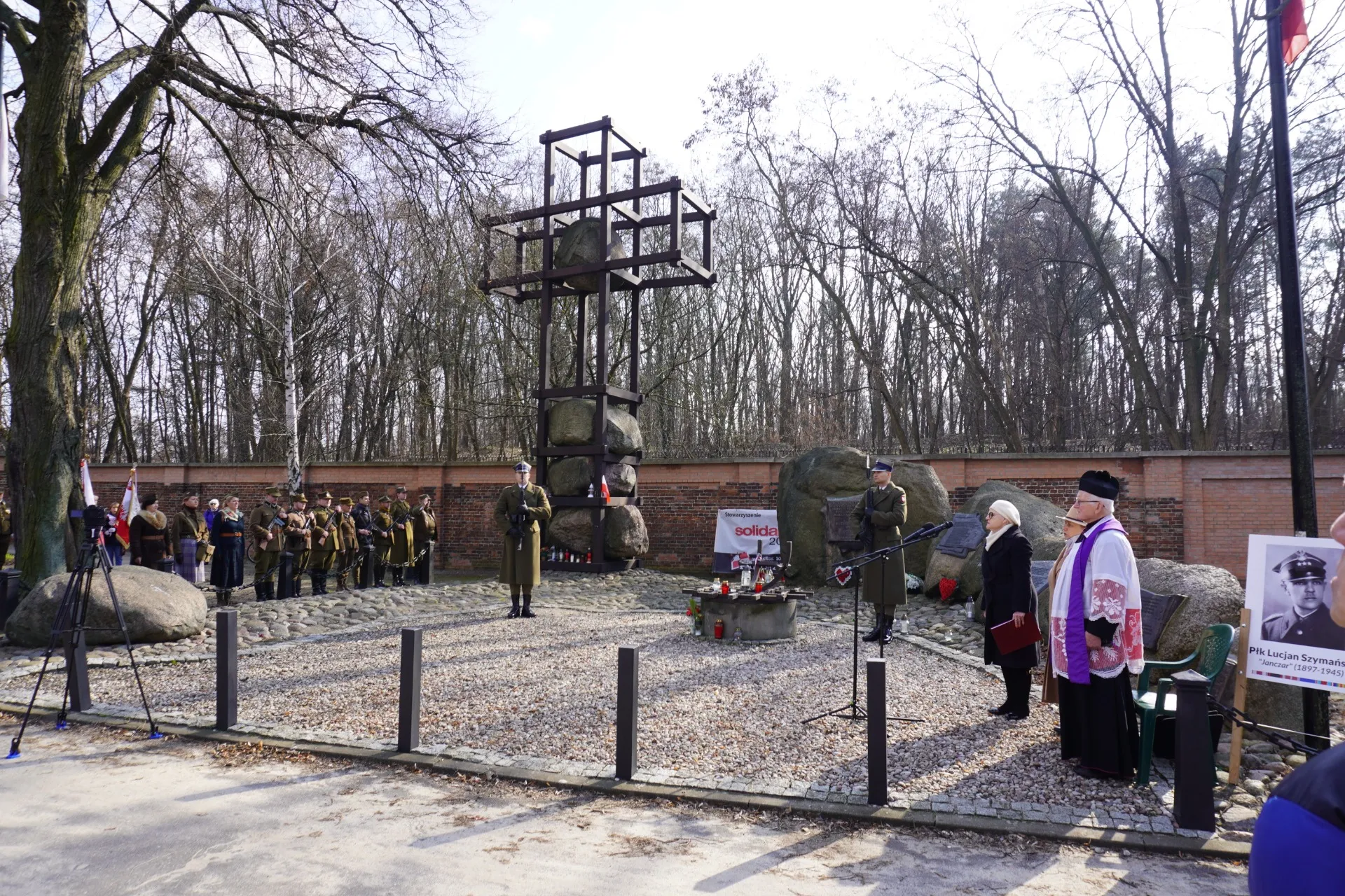 Uroczystość na Bródnowskiej Łączce