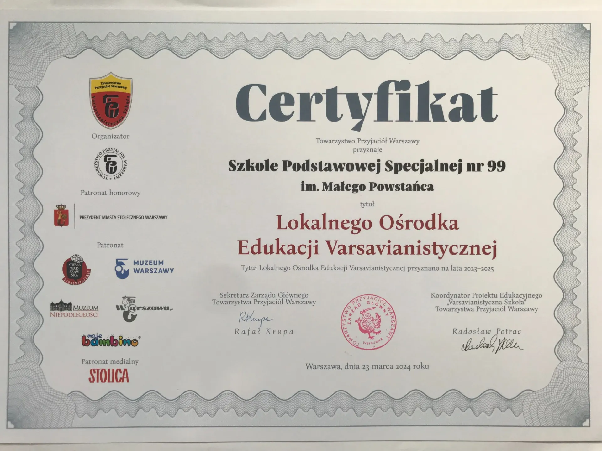 Certyfikat "Varsavianistycznej Szkoły"