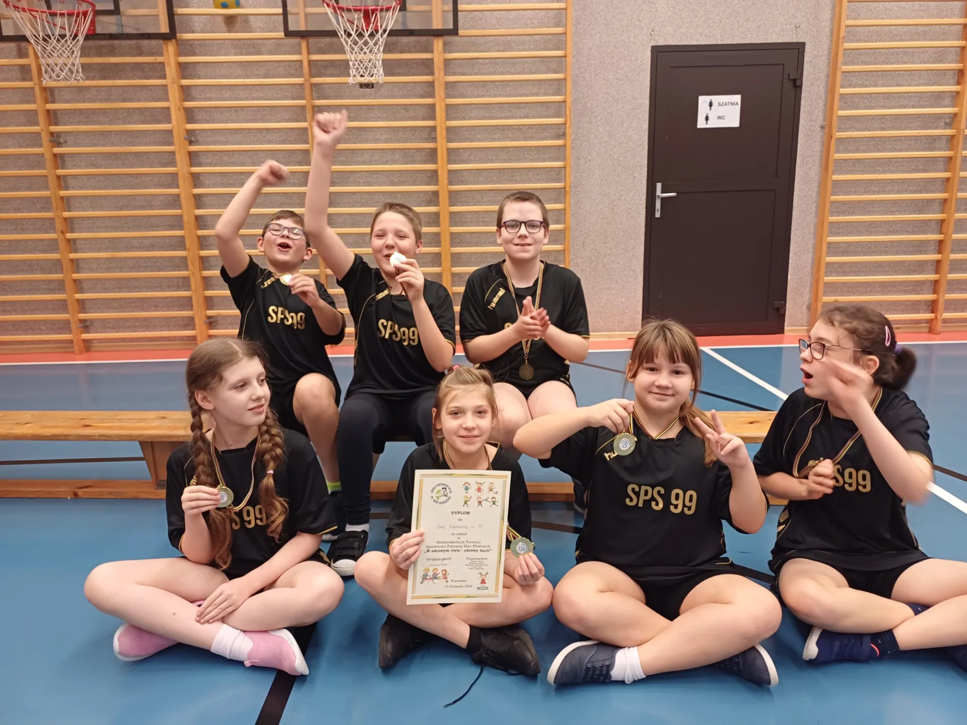 Zawody dla klas 1-3 "W zdrowym ciele zdrowy duch"