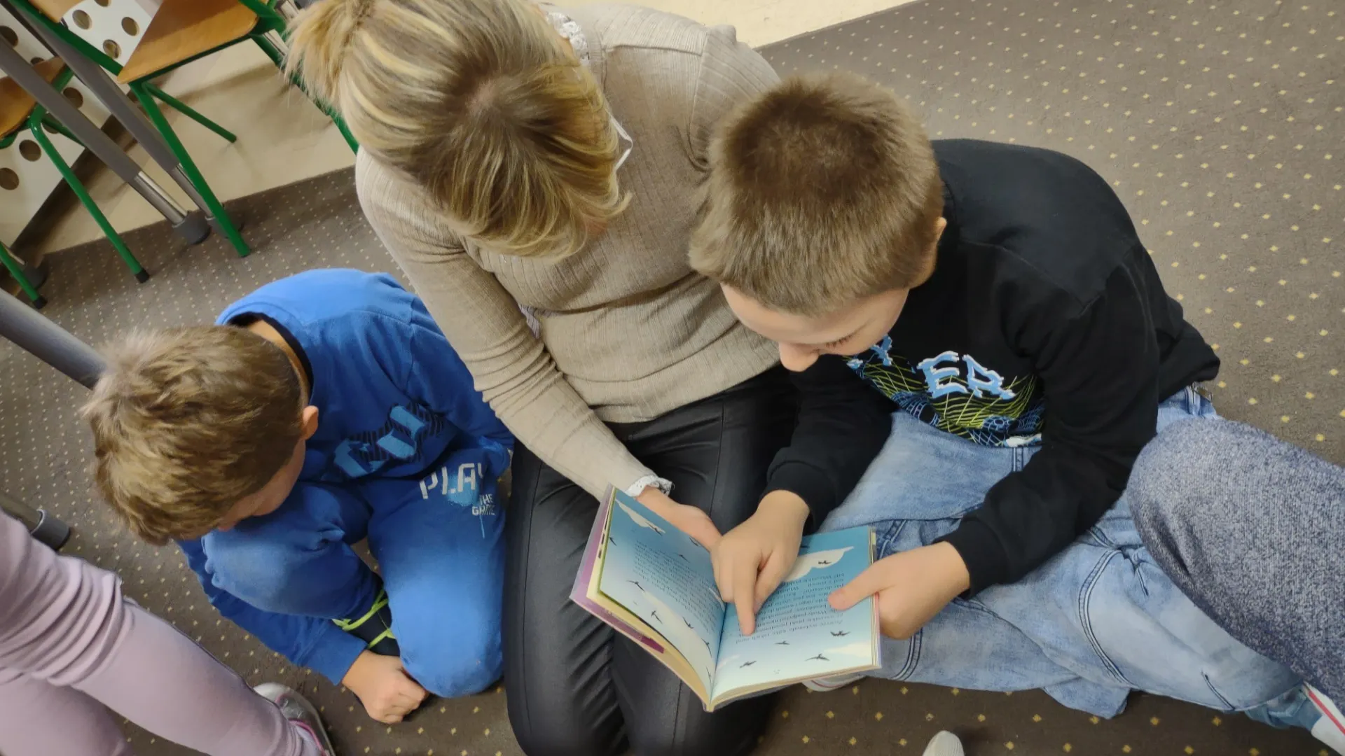 Warsztaty biblioteczne w świetlicy