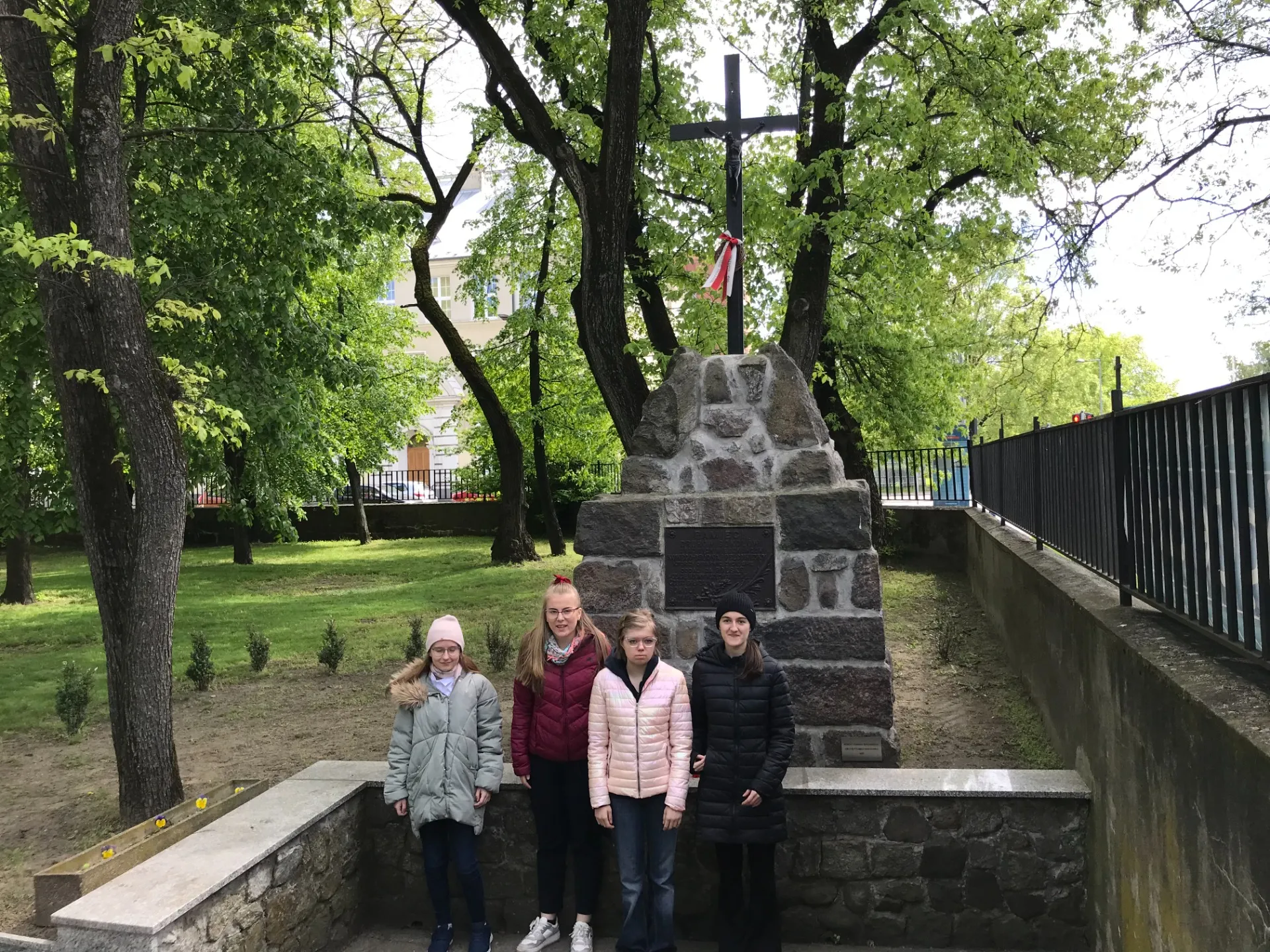 Najciemniej pod latarnią