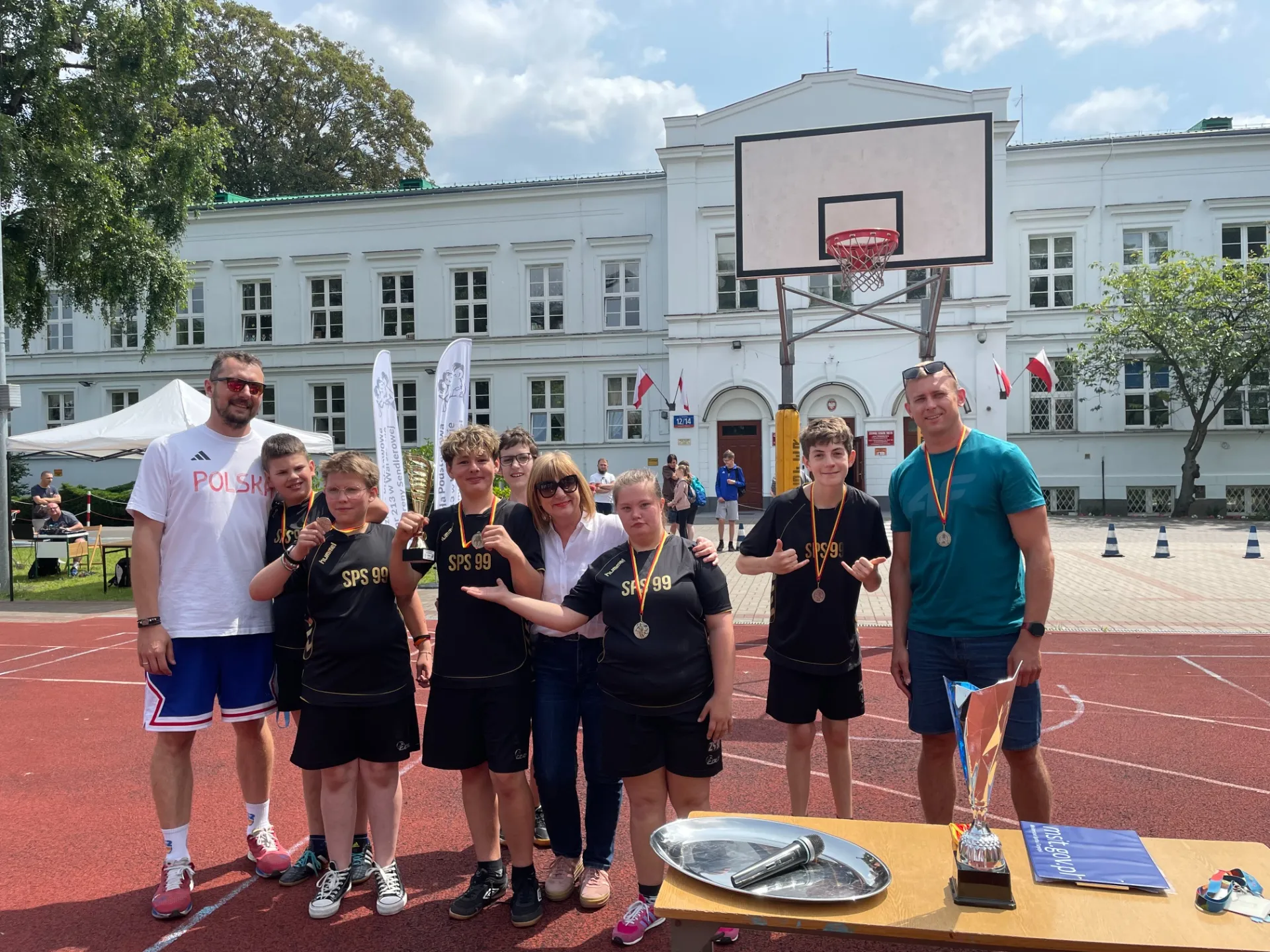 Międzyszkolne zawody sportowe w Szkole Podstawowej Specjalnej im. Ireny Sendlerowej nr 213