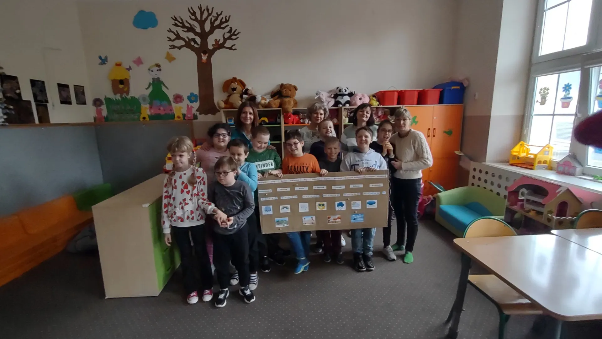 Kwietniowa lekcja biblioteczna w świetlicy szkolnej