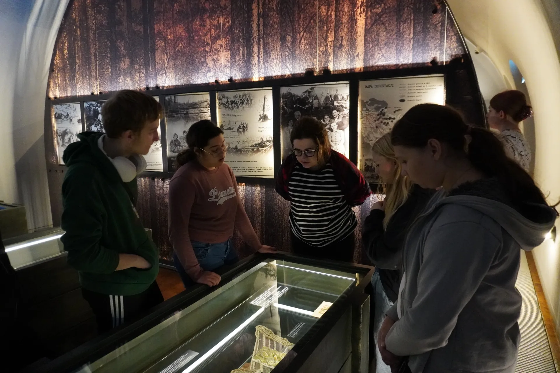 Lekcja w Muzeum Katyńskim.