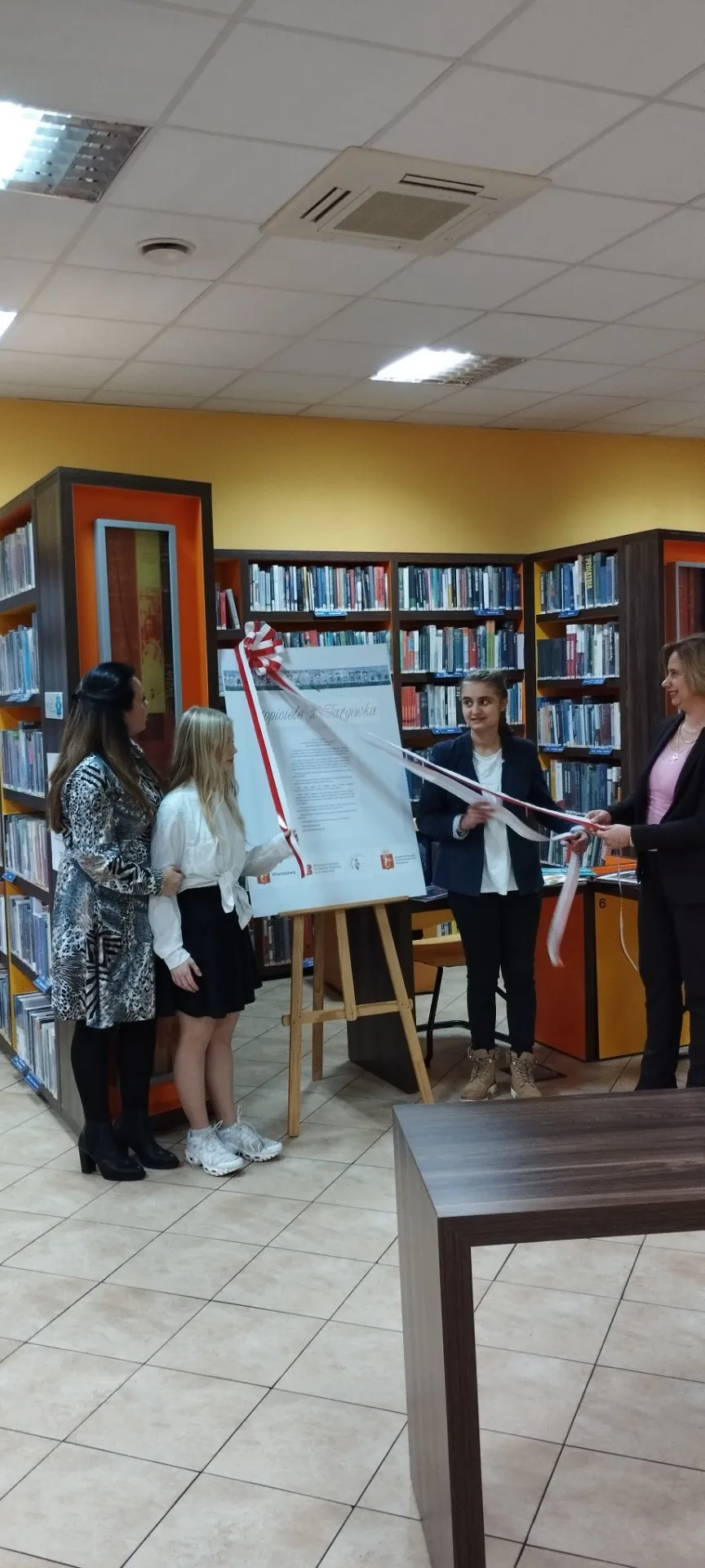 Wystawa podsumowująca projekt "Tropiciele z Targówka"