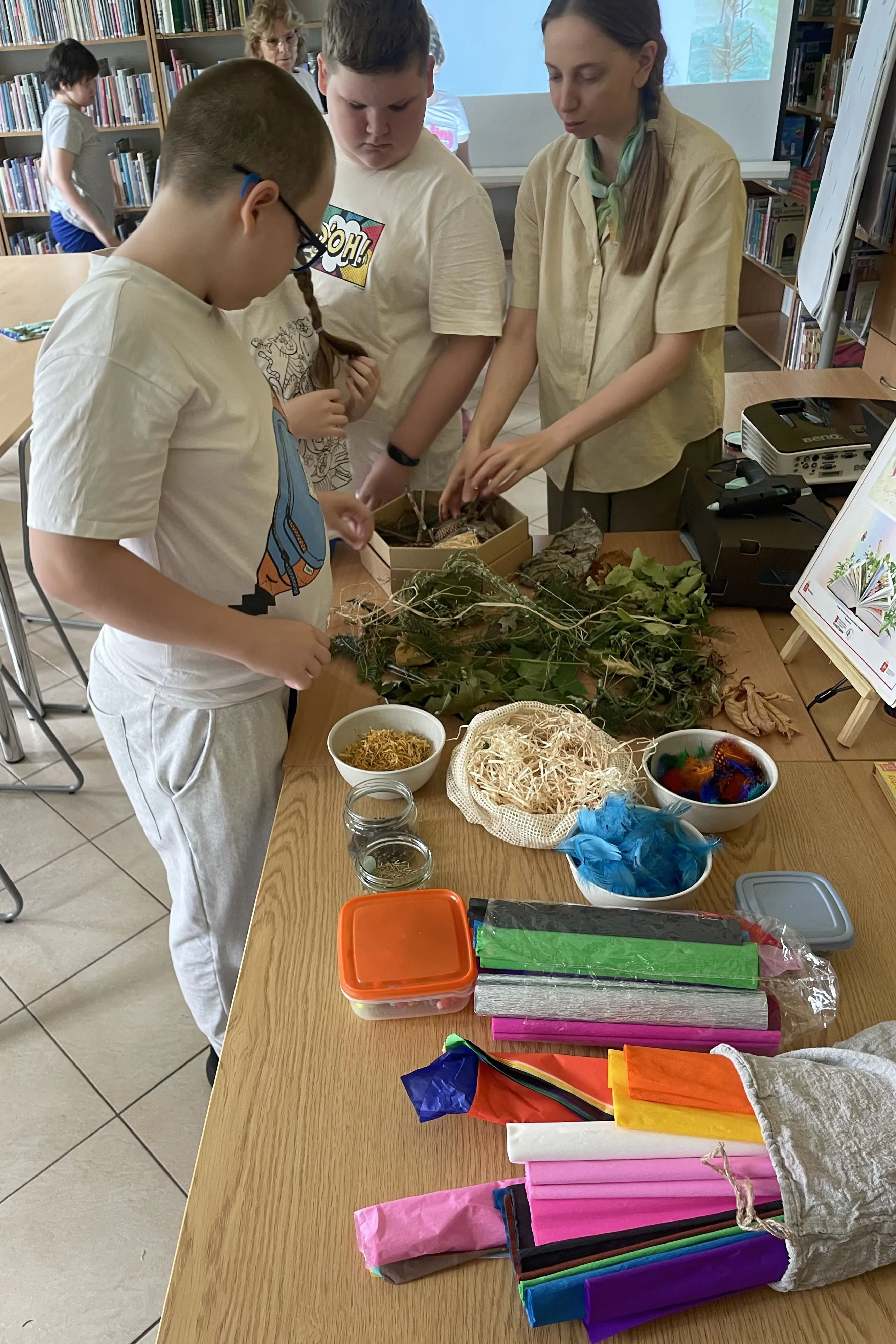 Warsztaty plastyczne z Julią Konieczną-Latoś