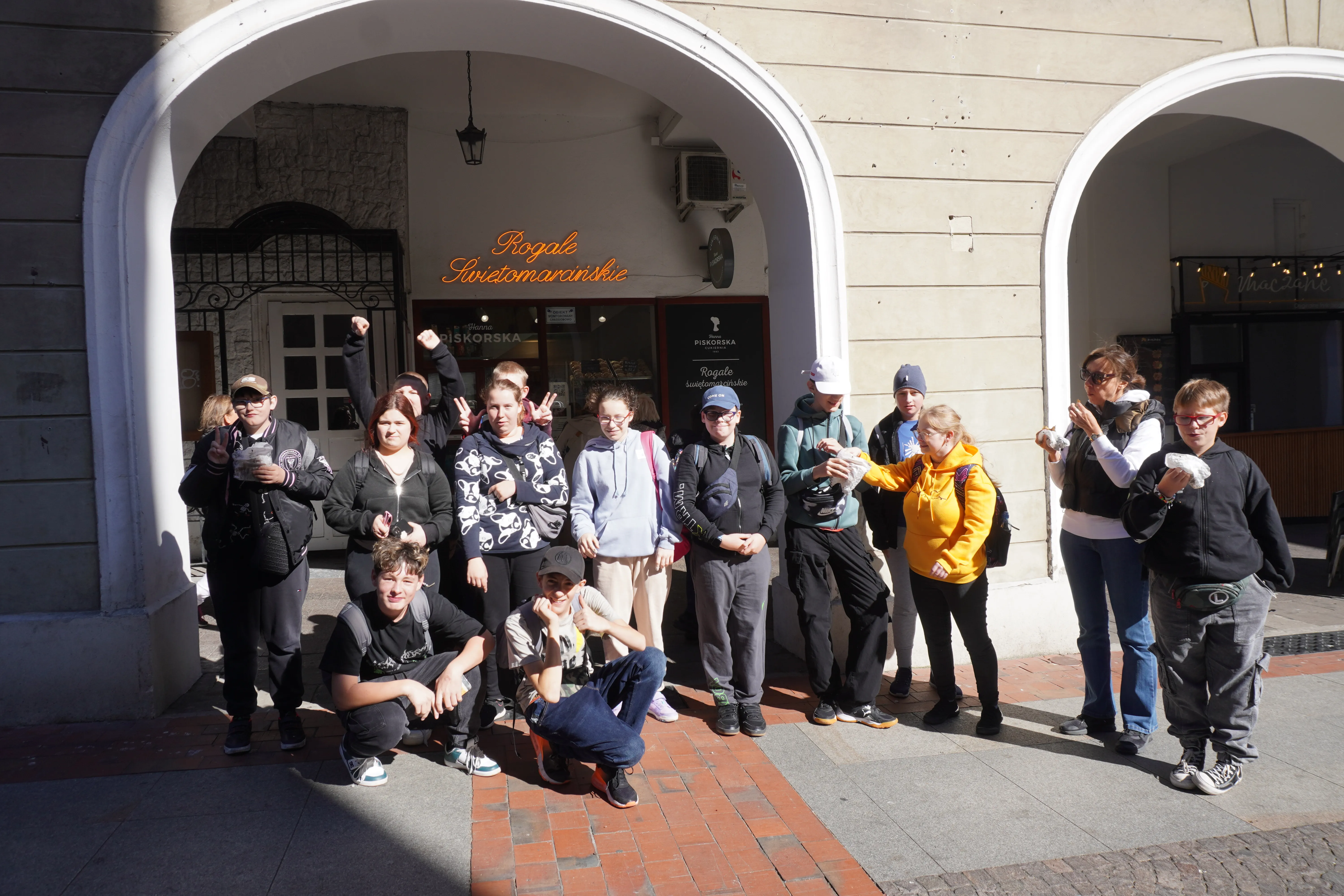 Wycieczka do Poznania, Ostrowa Lednickiego, Gniezna i Biskupina