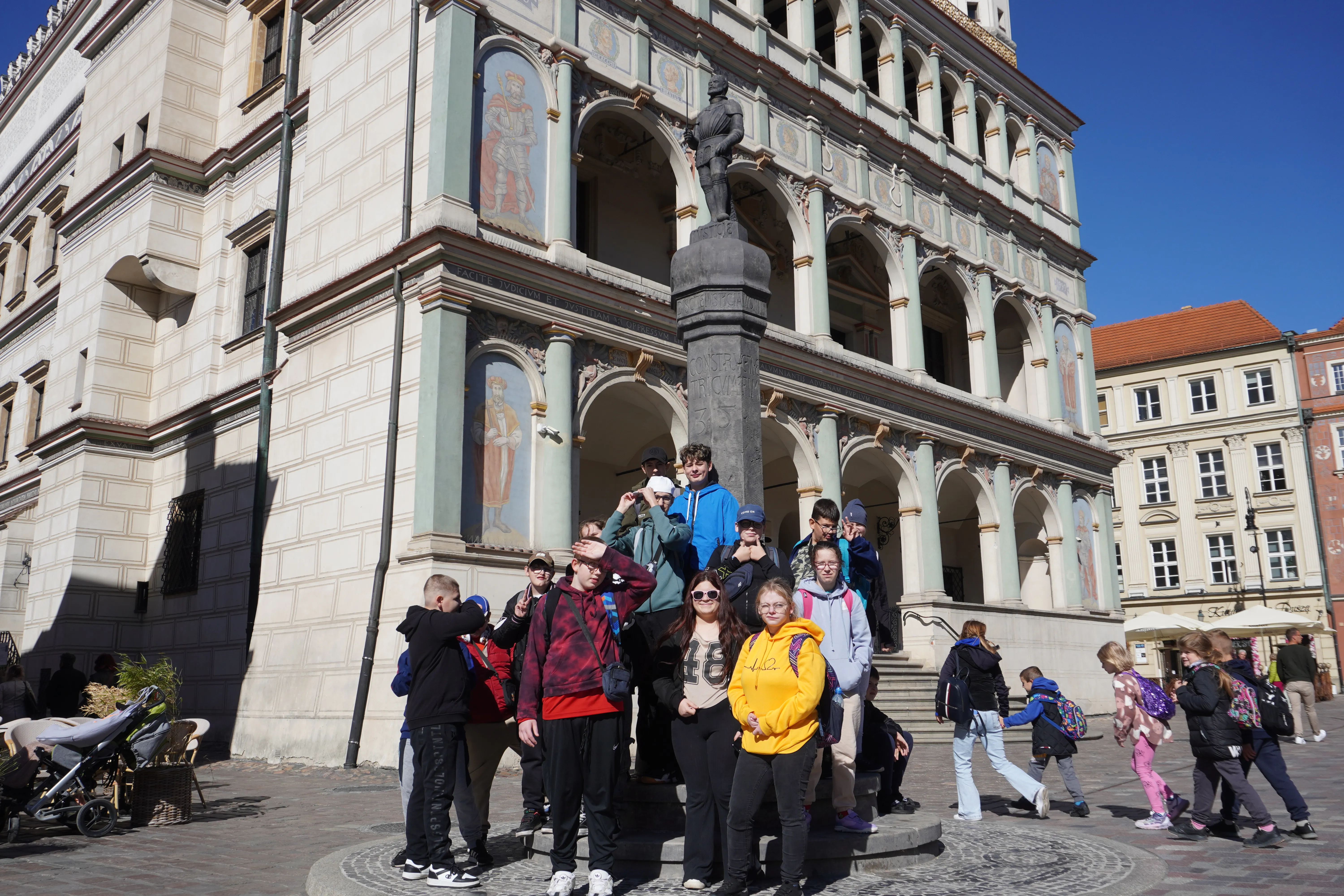 Wycieczka do Poznania, Ostrowa Lednickiego, Gniezna i Biskupina