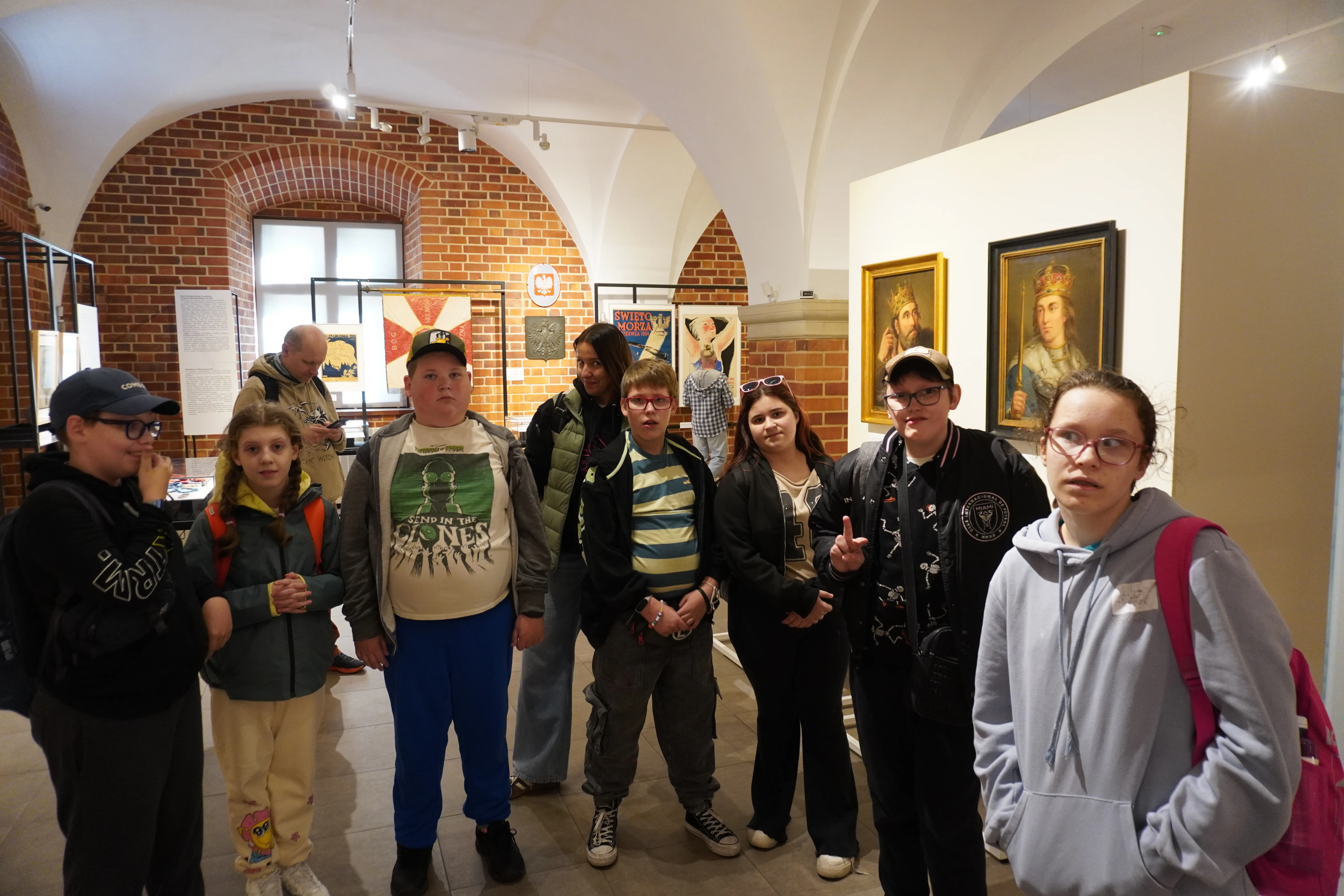 Wycieczka do Poznania, Ostrowa Lednickiego, Gniezna i Biskupina