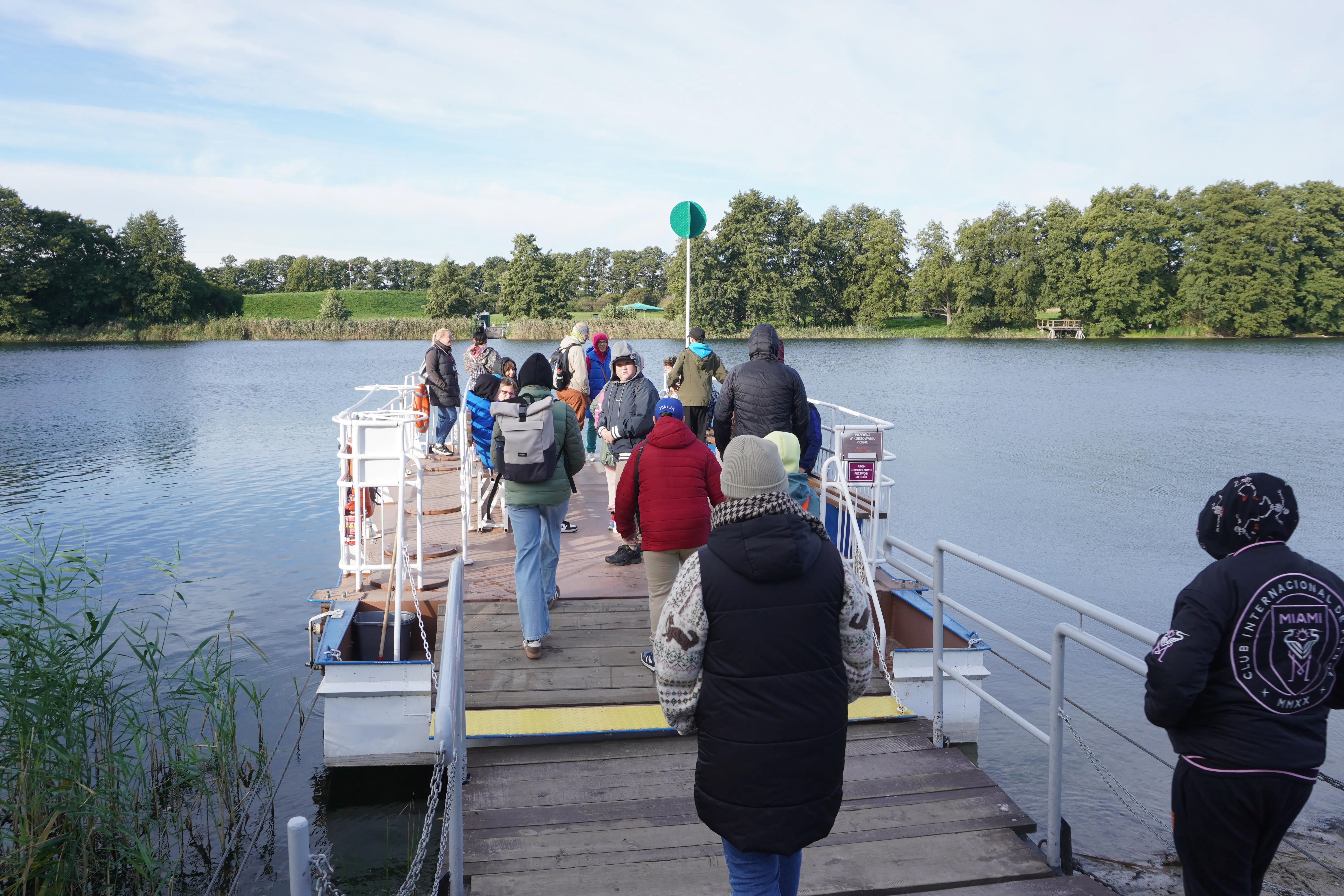 Wycieczka do Poznania, Ostrowa Lednickiego, Gniezna i Biskupina