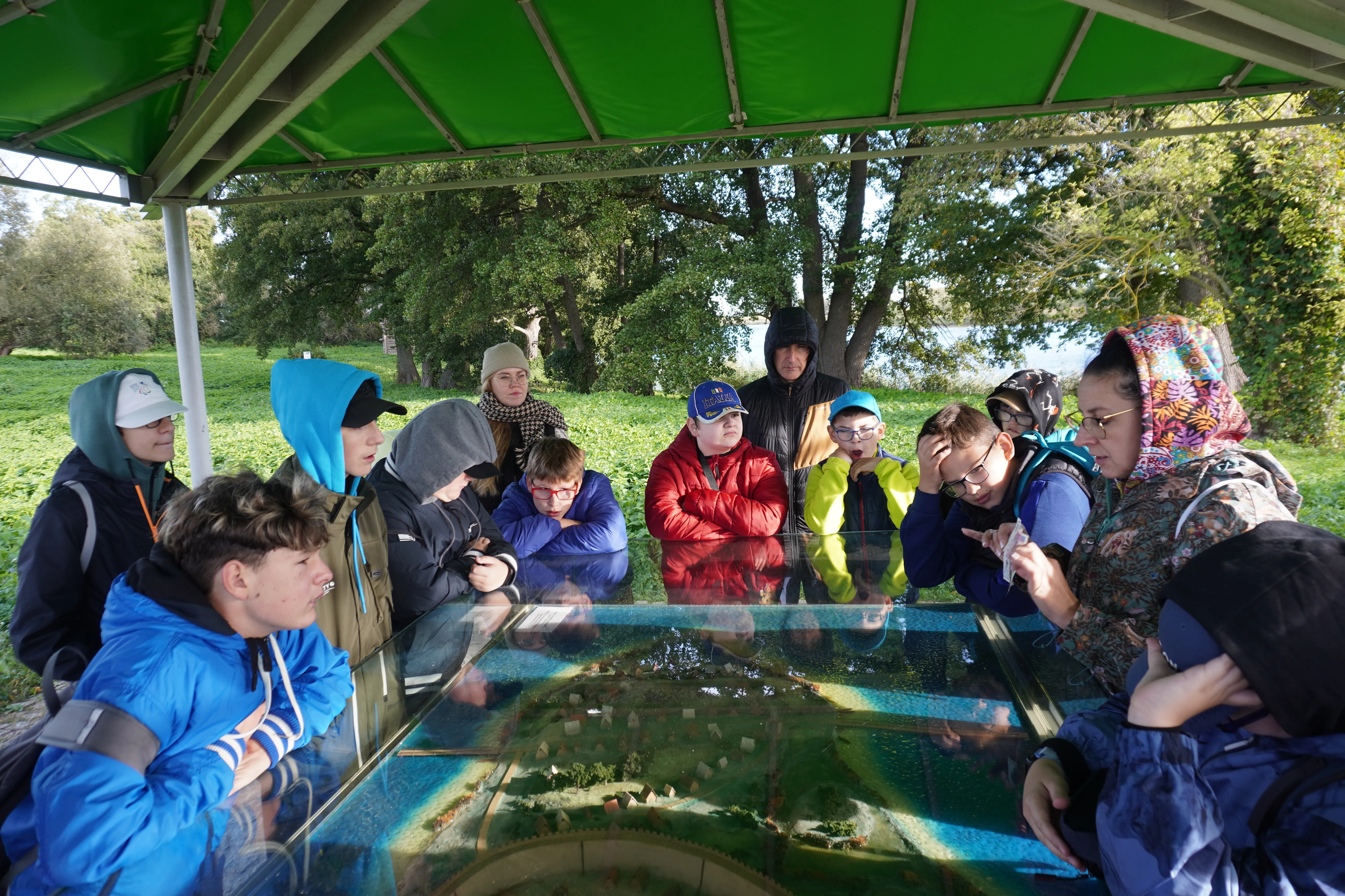 Wycieczka do Poznania, Ostrowa Lednickiego, Gniezna i Biskupina