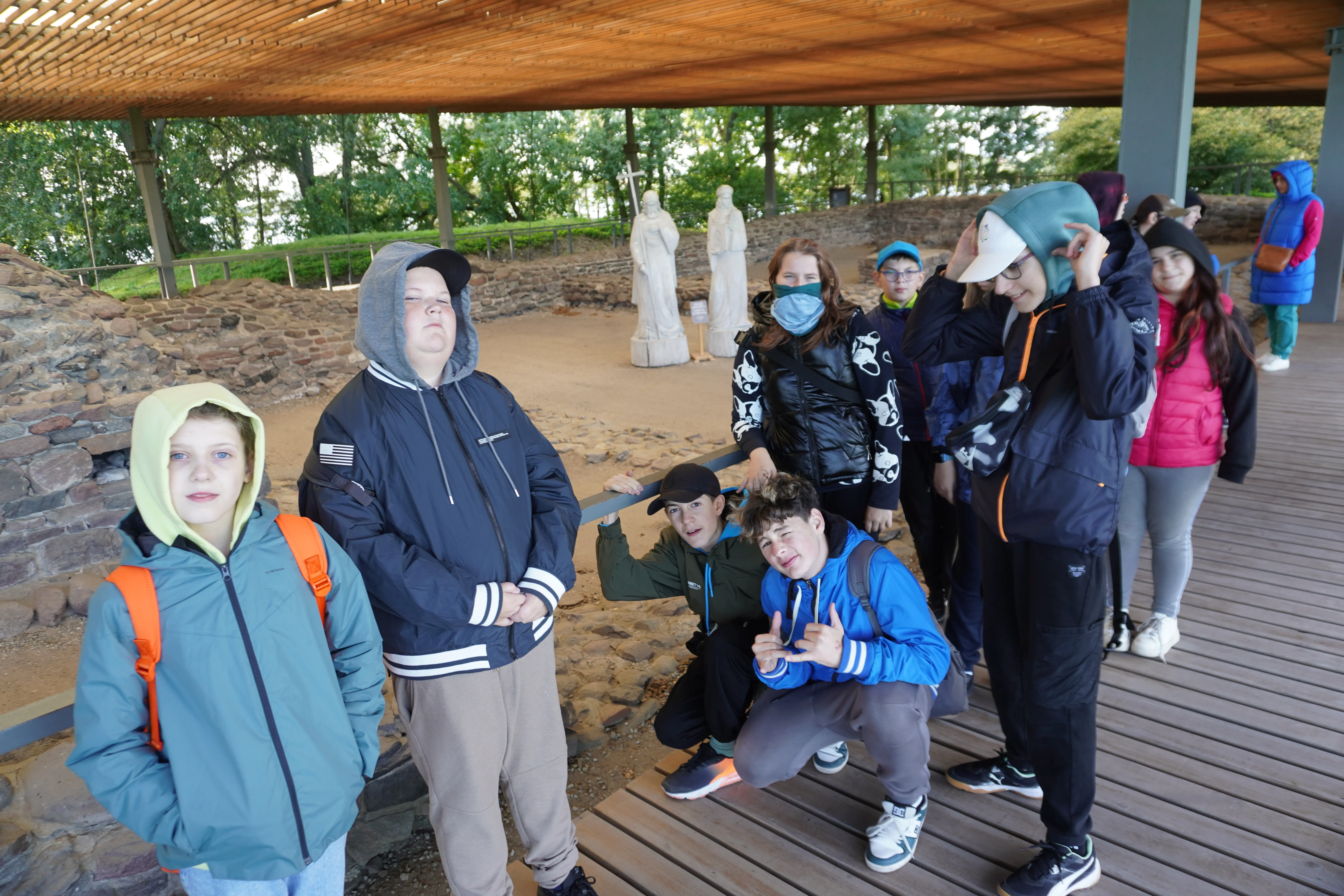 Wycieczka do Poznania, Ostrowa Lednickiego, Gniezna i Biskupina