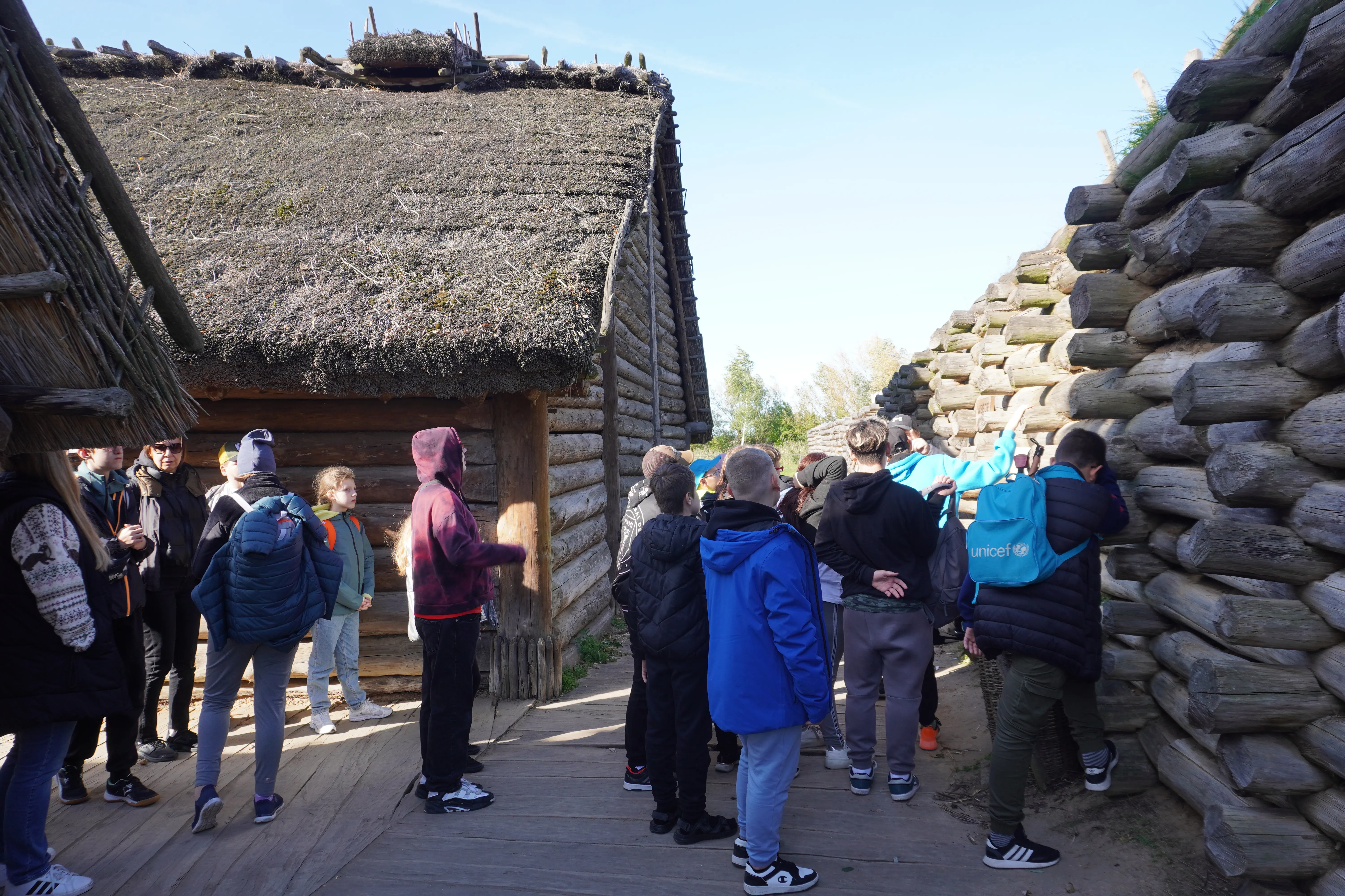Wycieczka do Poznania, Ostrowa Lednickiego, Gniezna i Biskupina