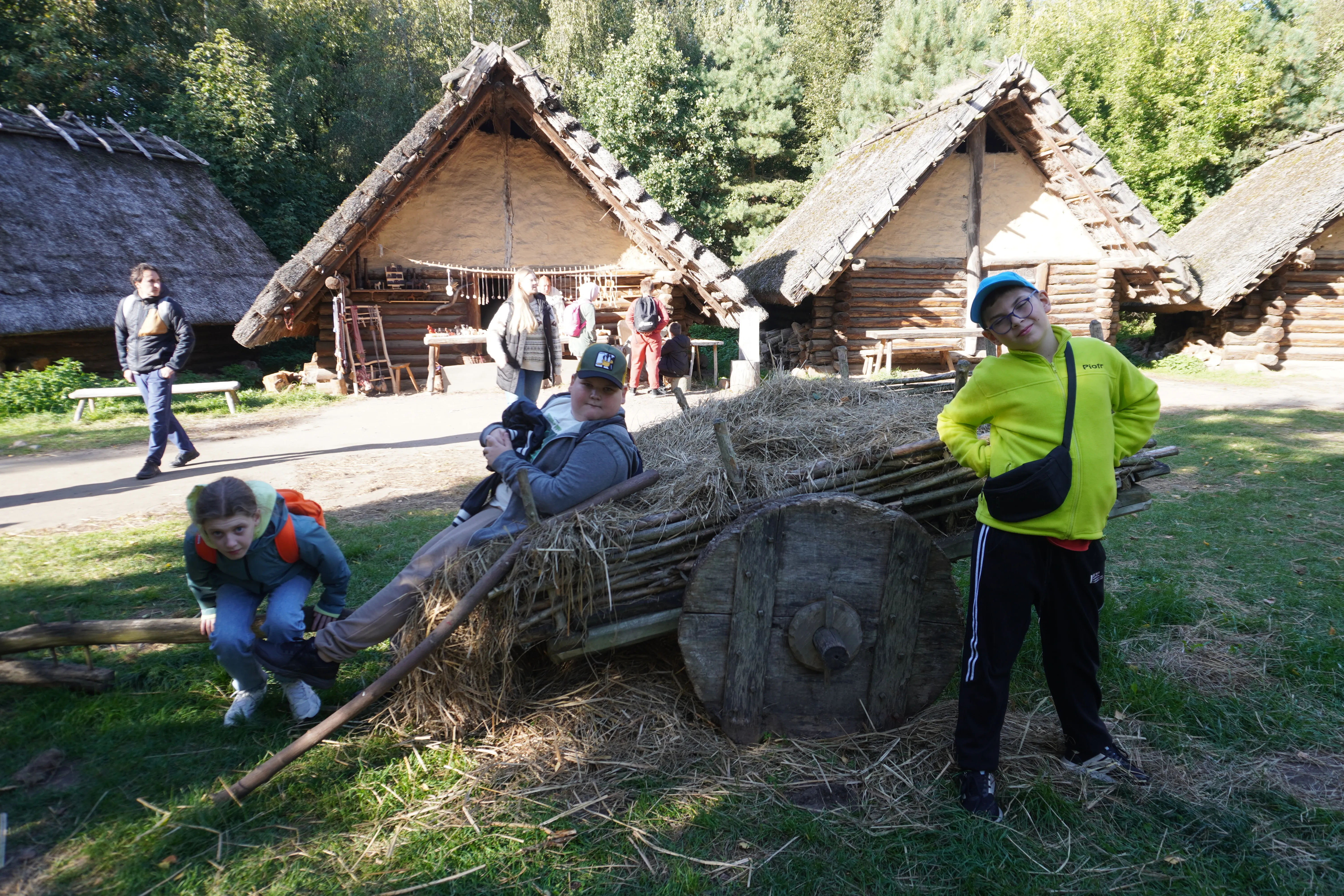 Wycieczka do Poznania, Ostrowa Lednickiego, Gniezna i Biskupina