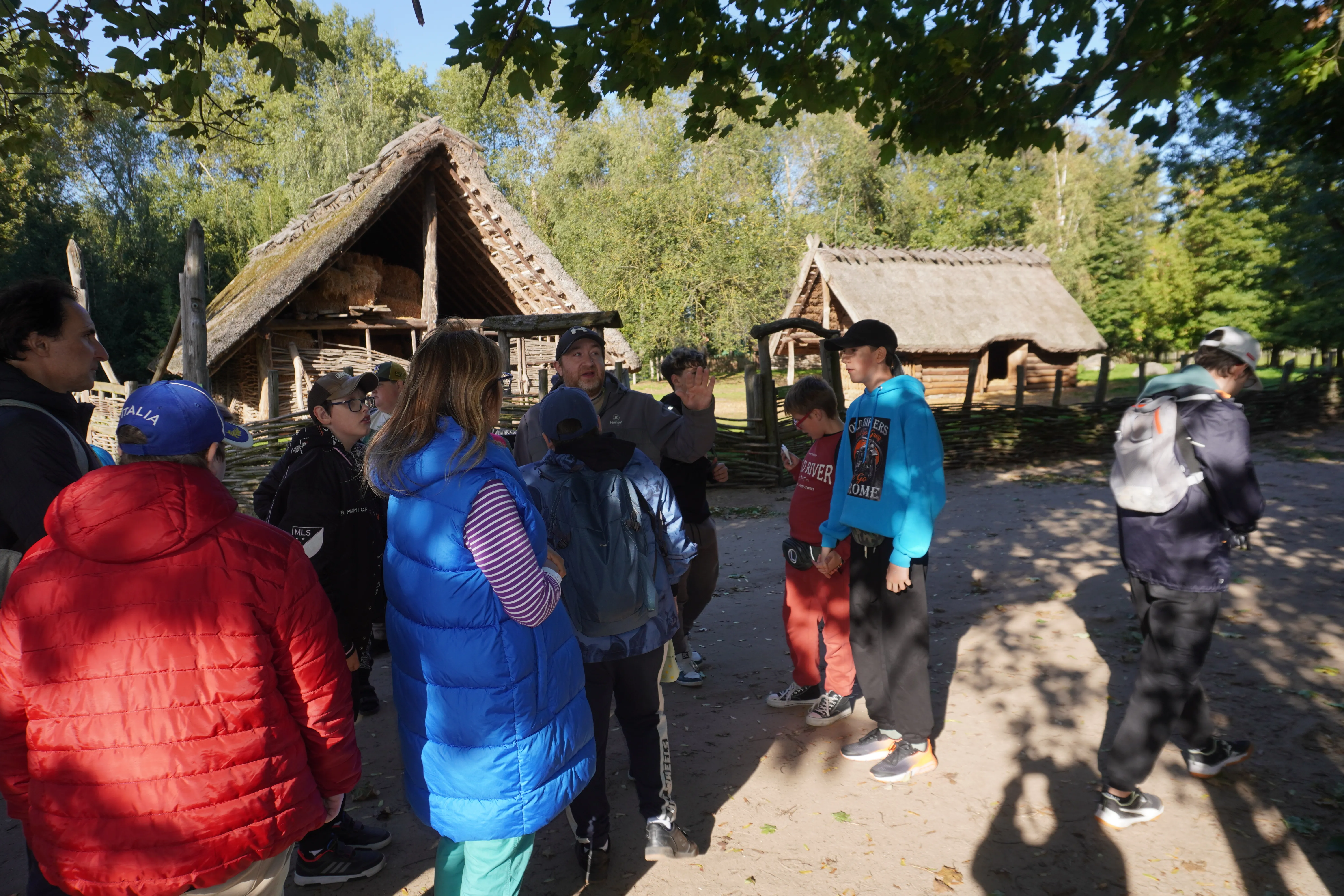 Wycieczka do Poznania, Ostrowa Lednickiego, Gniezna i Biskupina