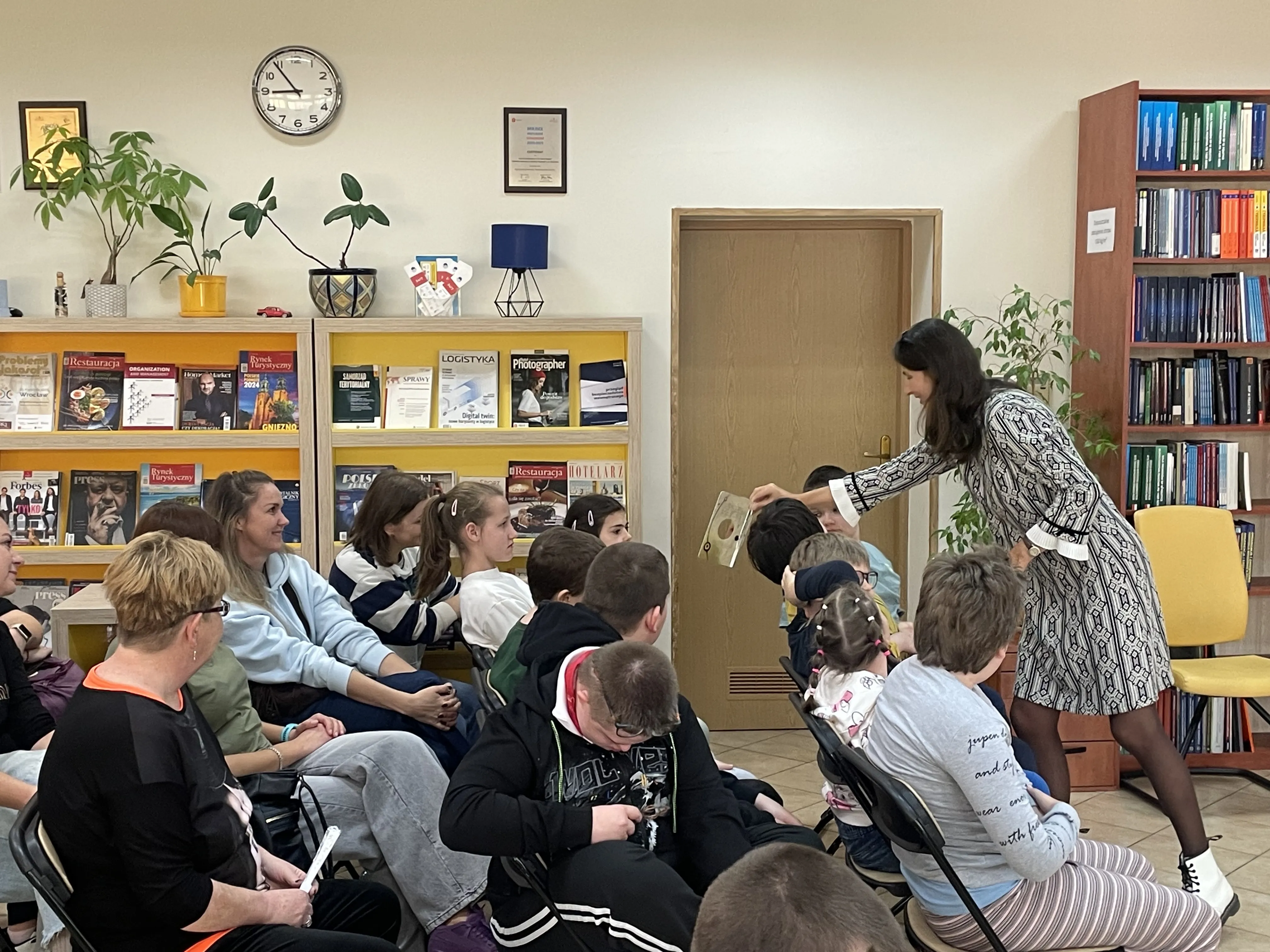 spotkanie autorskie z Małgorzatą Swędrowską ZMYSŁBOOKI