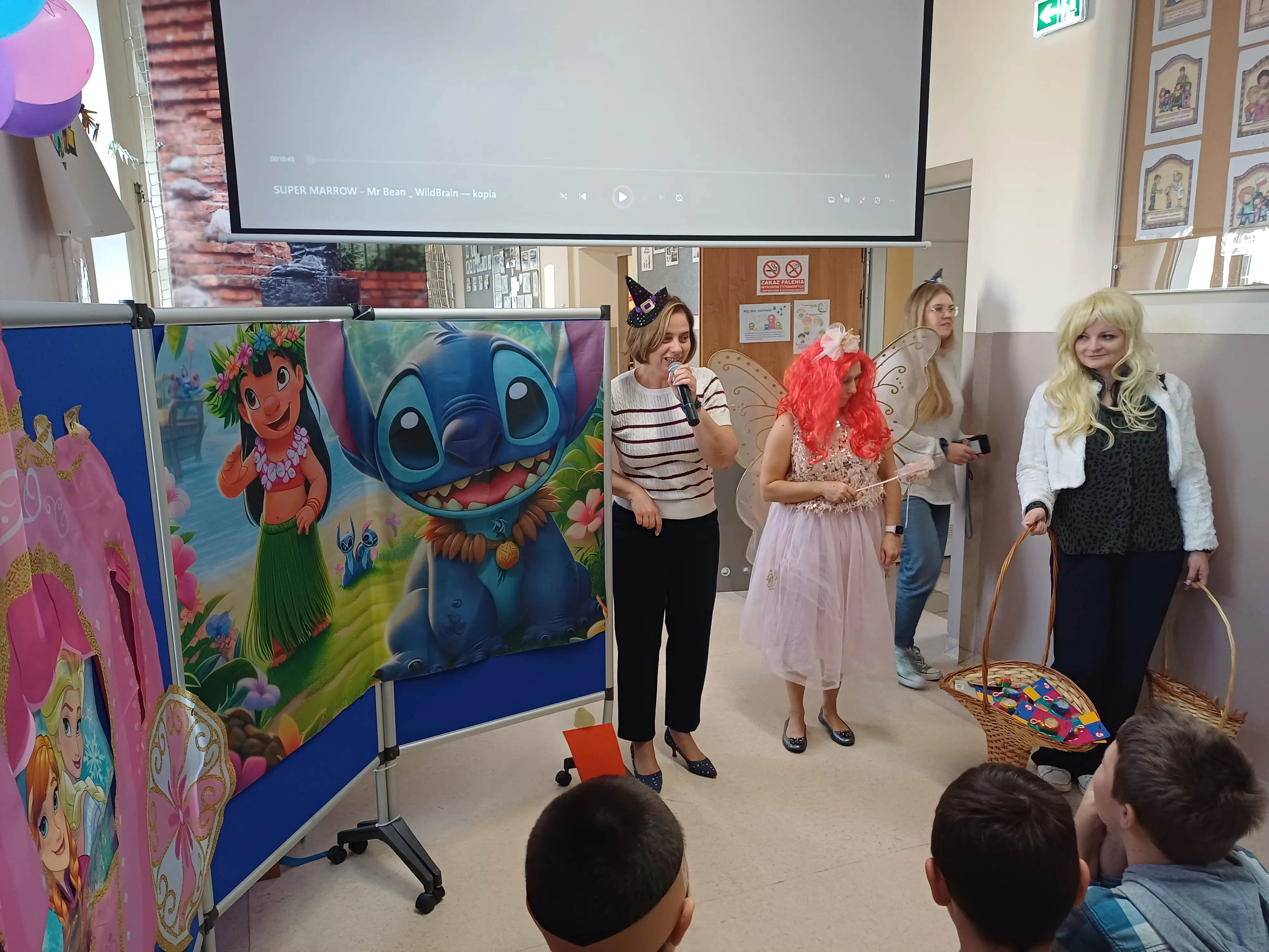 Dzień postaci z bajek