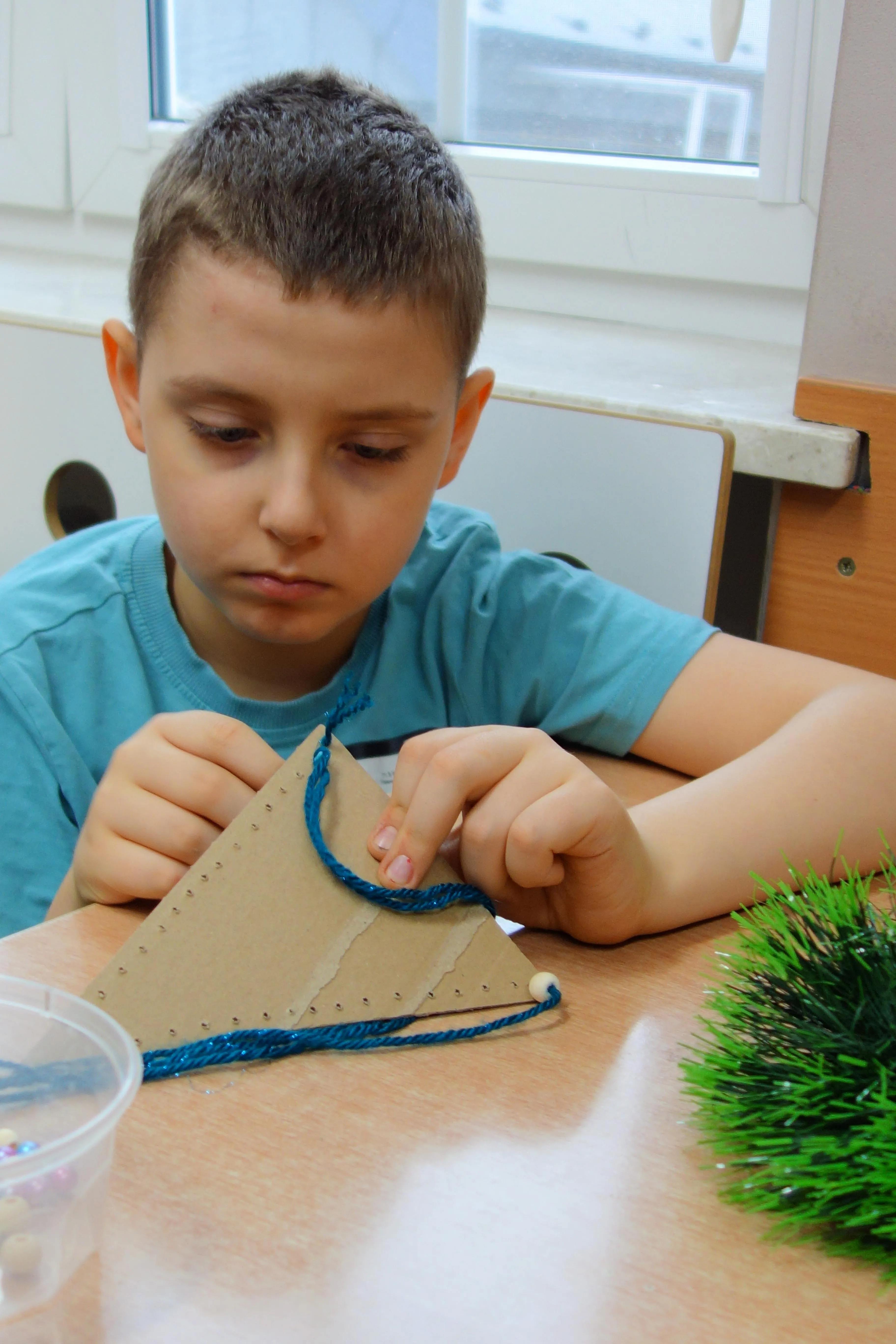 Lekcja biblioteczna -  "Choinkowe ozdoby"