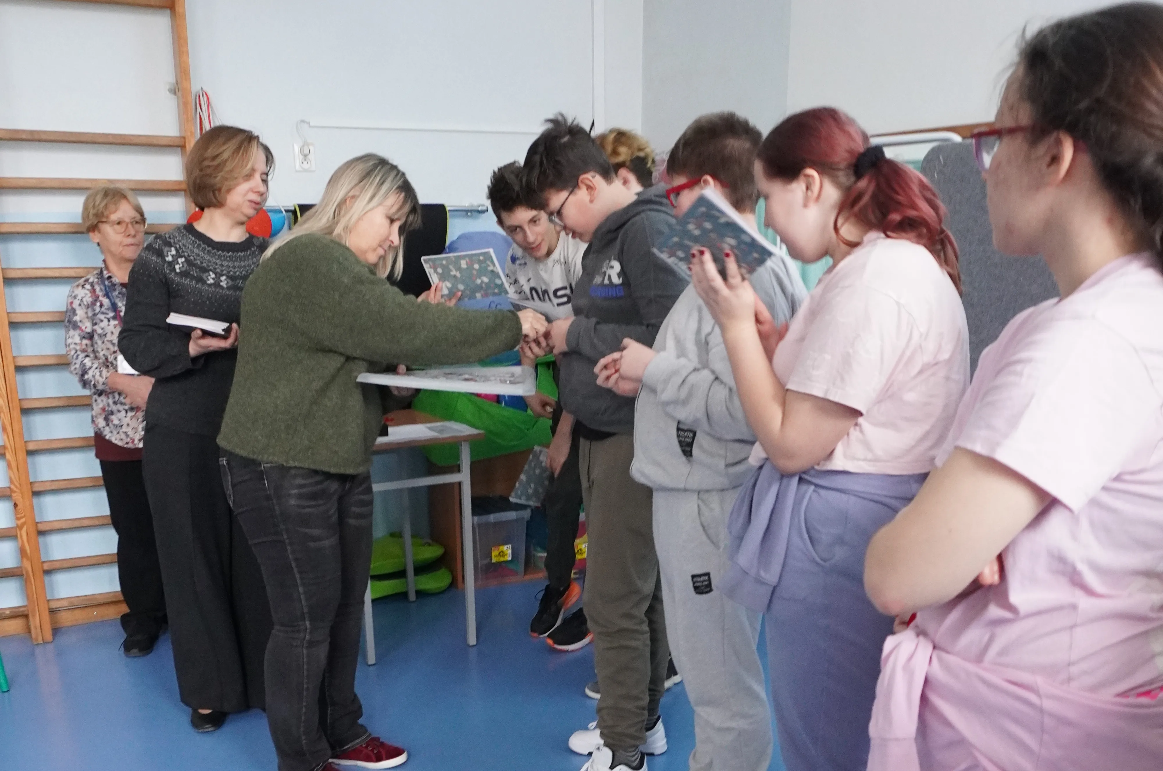 Rozdanie odznak PTTK