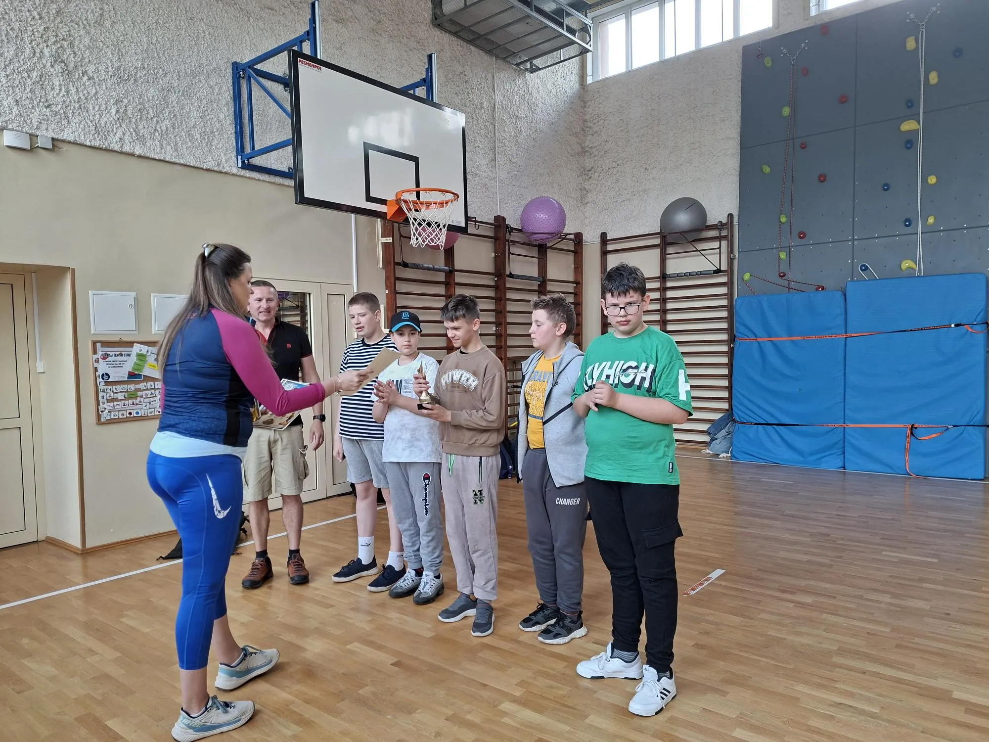 Zawody lekkoatletyczne ,, Ruch to zabawa". 